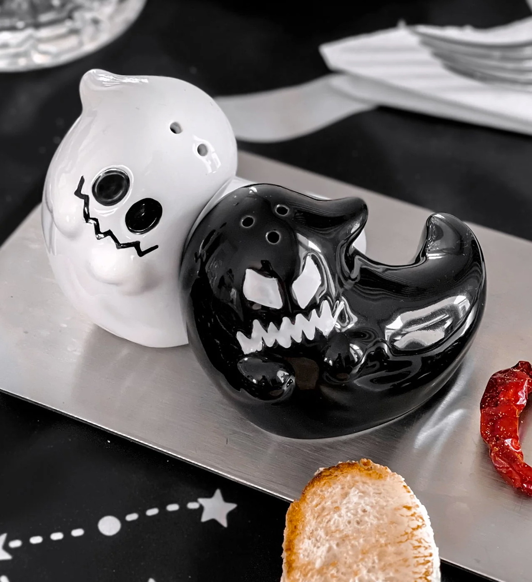 Set (straw And Pepperpot) KILLSTAR - Boo Eek - Black & White